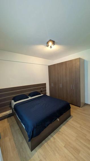 Apartament cu 3 camere decomandat în Zorilor