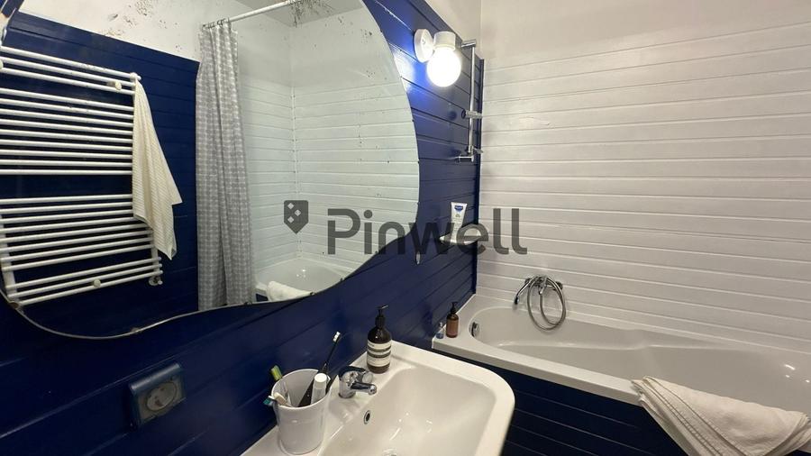 Apartament cu 3 camere semidecomandat, mobilat în Nord