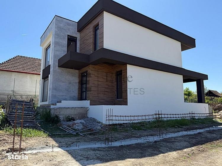Casă cu 4 camere cu Teren 1050 Mp în Spitalul Județean