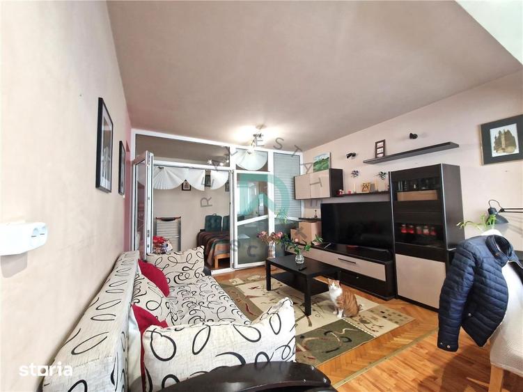 Apartament cu 3 camere decomandat în Griviței