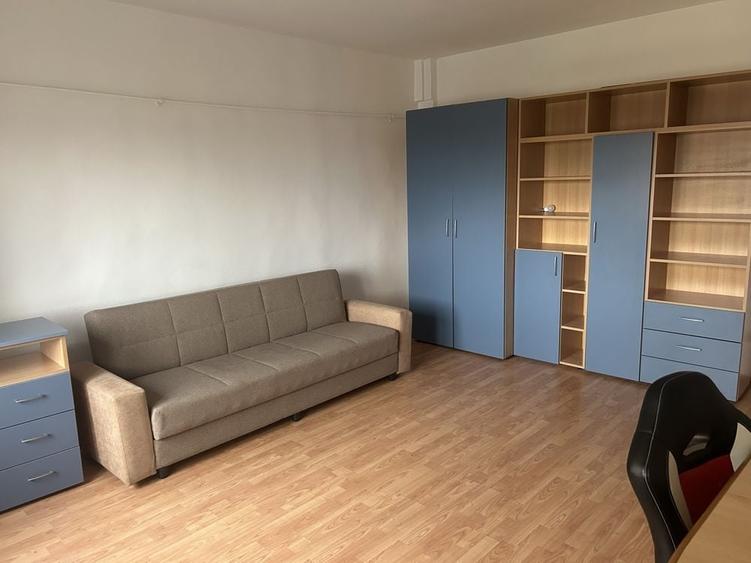 Garsonieră decomandată, mobilată în Gheorgheni