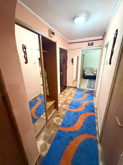 Apartament cu 2 camere decomandat în Rahova