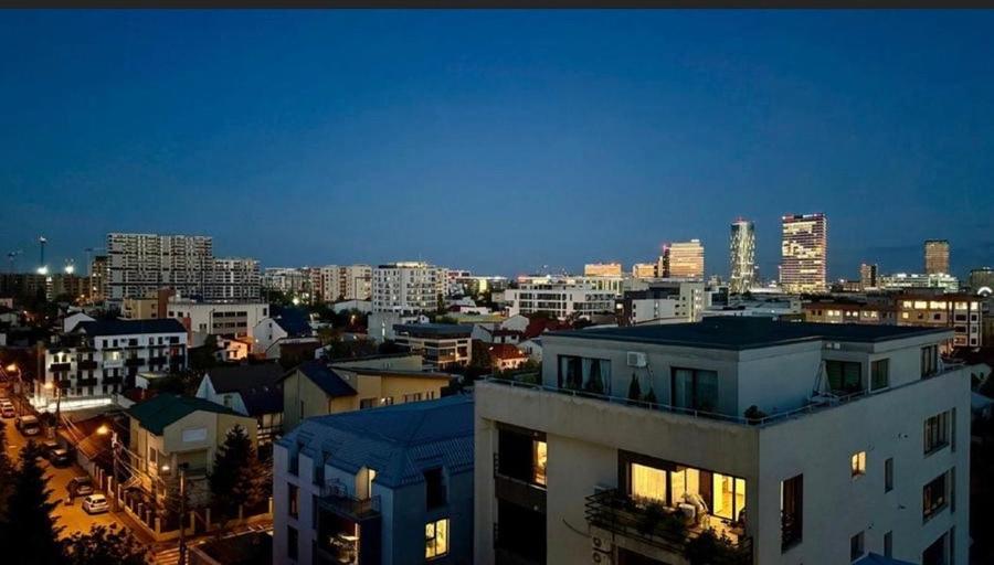 Apartament cu 2 camere semidecomandat, mobilat în Aviației