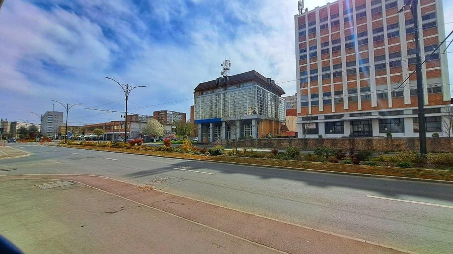 Spațiu comercial, de 1 mp, în Micro II