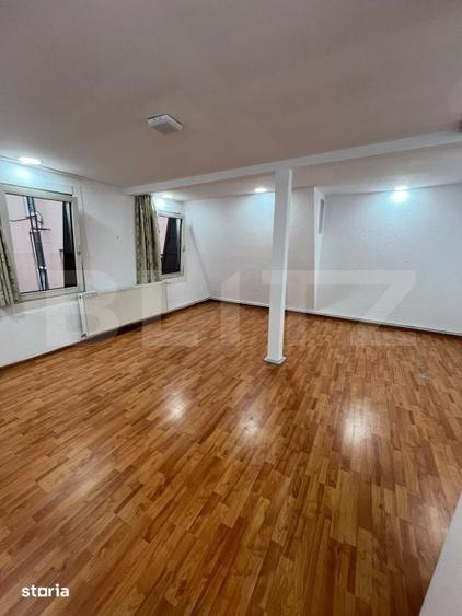 Spațiu comercial, de 30 mp, în Central