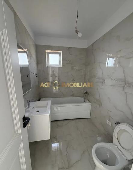 Apartament cu 3 camere decomandat în Dobroești