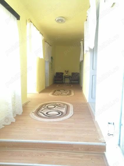 Casă cu 4 camere în Central