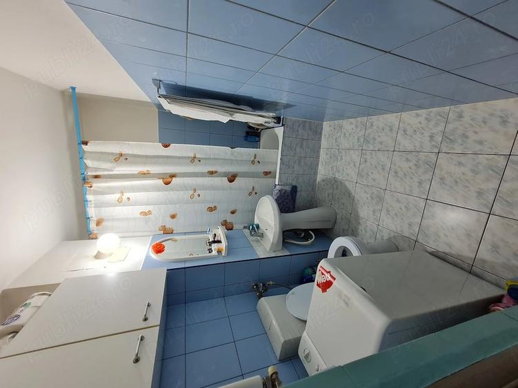 Garsonieră decomandată în Lipovei