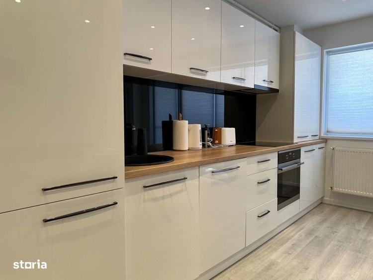 Apartament cu 3 camere decomandat în Între Lacuri