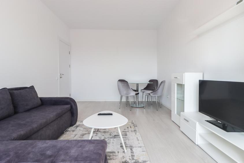 Apartament cu 2 camere decomandat, mobilat în Berceni