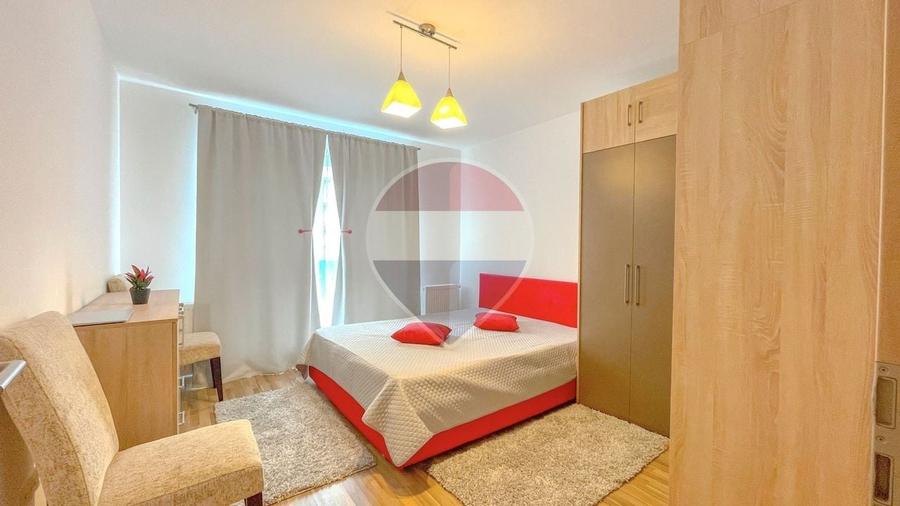 Apartament cu 2 camere decomandat, mobilat în Tractorul