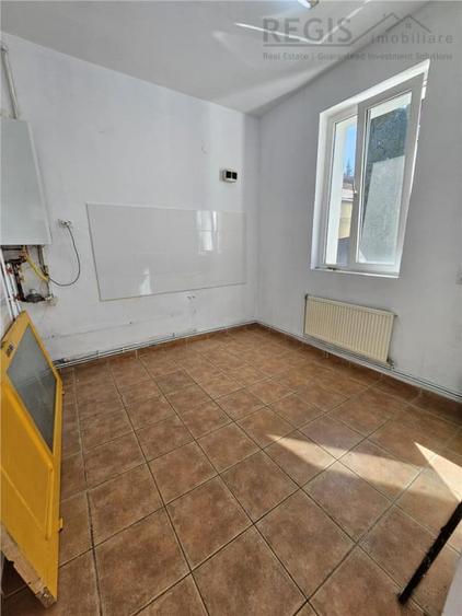 Spațiu comercial, de 35 mp, în Județean