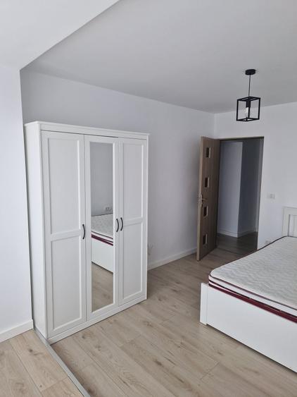Proprietar inchiriez apartament cu 3 camere - 3