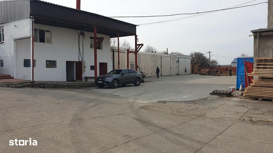 Spațiu comercial, de 6,000 mp, în Central