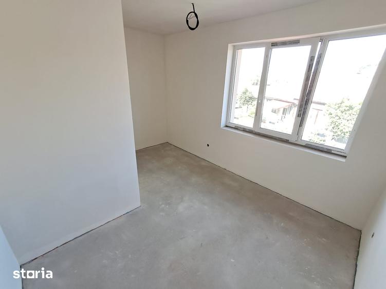 Casă cu 5 camere cu Teren 601 Mp în Apahida