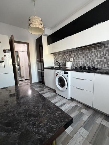 Apartament cu 2 camere decomandat în Păcii