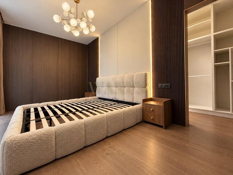 Apartament cu 2 camere semidecomandat, mobilat în Florești