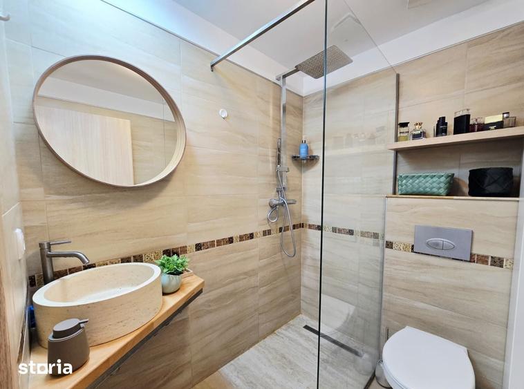 Apartament cu 3 camere semidecomandat în Ștefăneștii de Jos