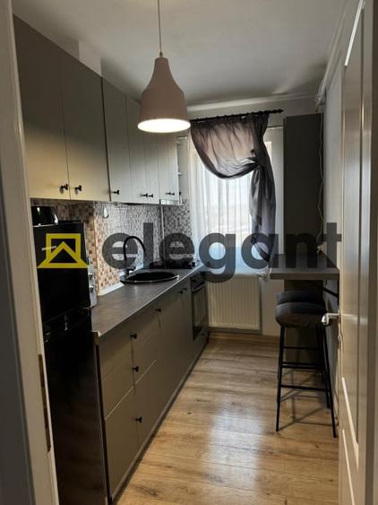 Apartament cu 2 camere semidecomandat, mobilat în 1 Mai