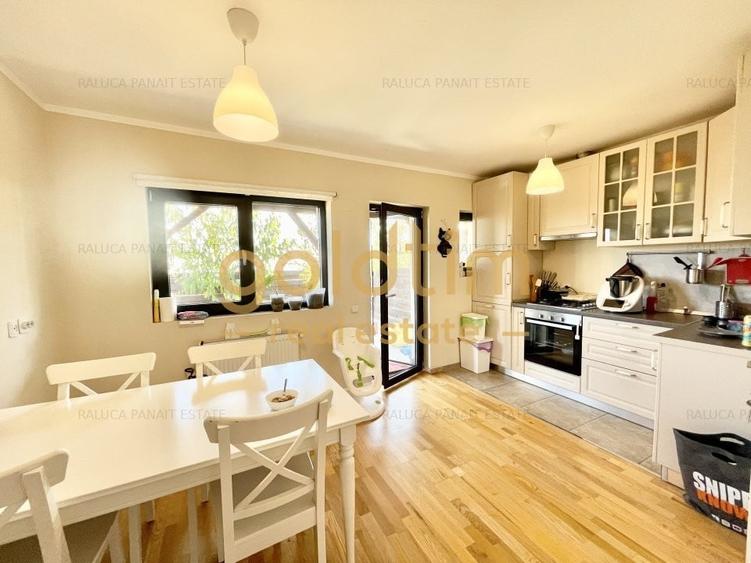 Duplex cu 4 camere cu Canalizare în Odăi