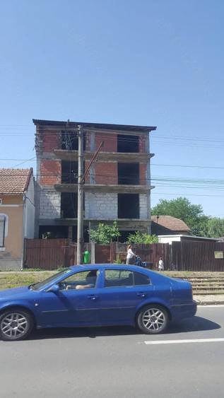 Casă cu Teren 800 Mp în Central