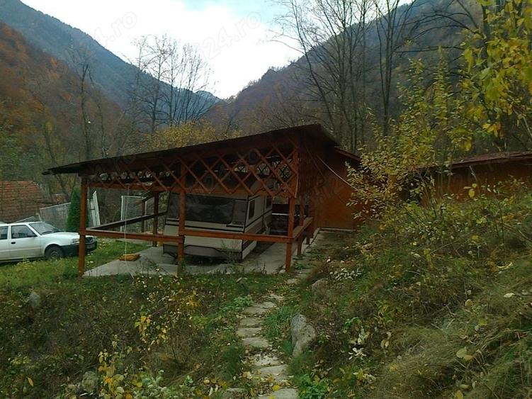 Teren de 2700 mp, în Central