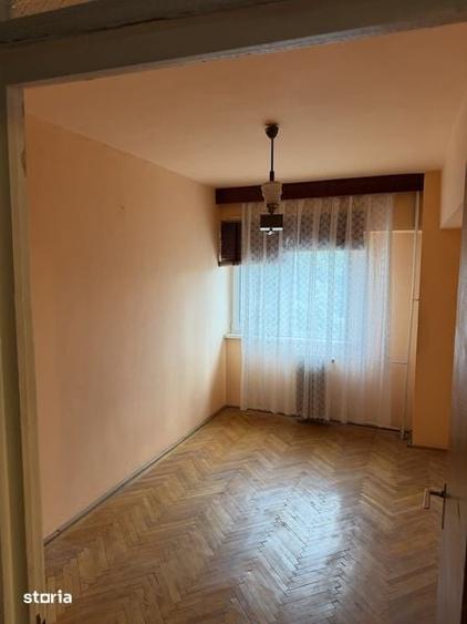 Apartament cu 3 camere în Republicii