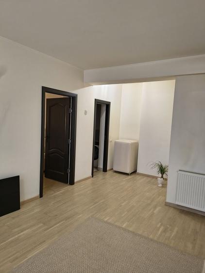 Apartament cu 2 camere decomandat, mobilat în Aviației