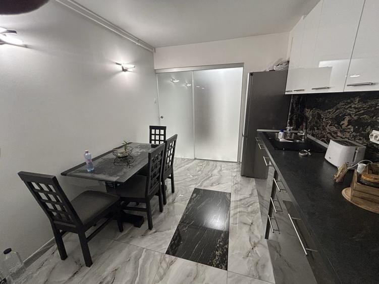 Apartament cu 2 camere decomandat în Ultracentral