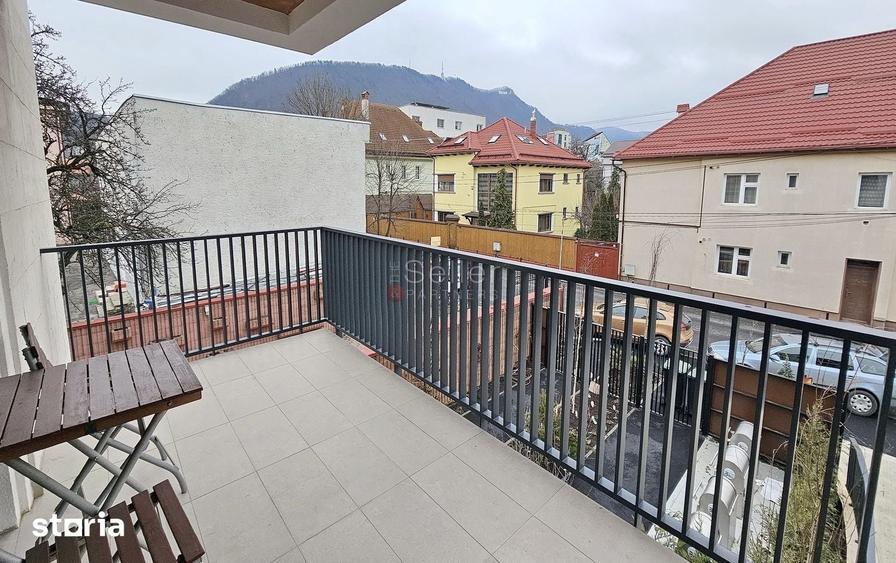 Apartament cu 3 camere în Brașovul Vechi