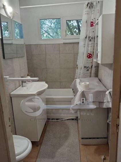 Apartament cu 2 camere nedecomandat în Podu Roș