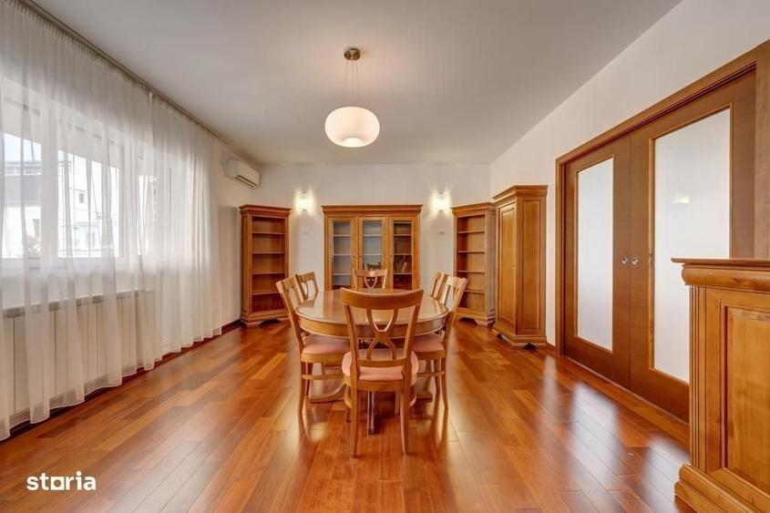 Apartament cu 3 camere în Polonă