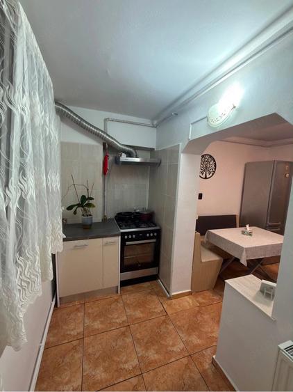 Apartament cu 3 camere decomandat în City Park Mall