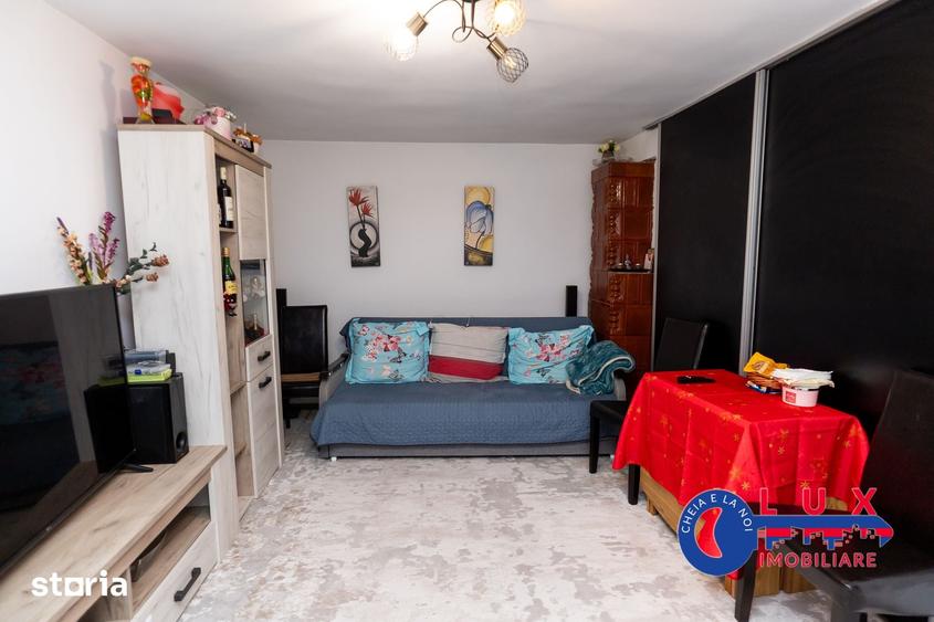 Casă cu 4 camere cu Teren 317 Mp în Piața Nouă