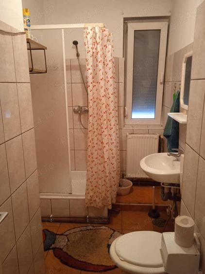Apartament cu 2 camere decomandat în Carei