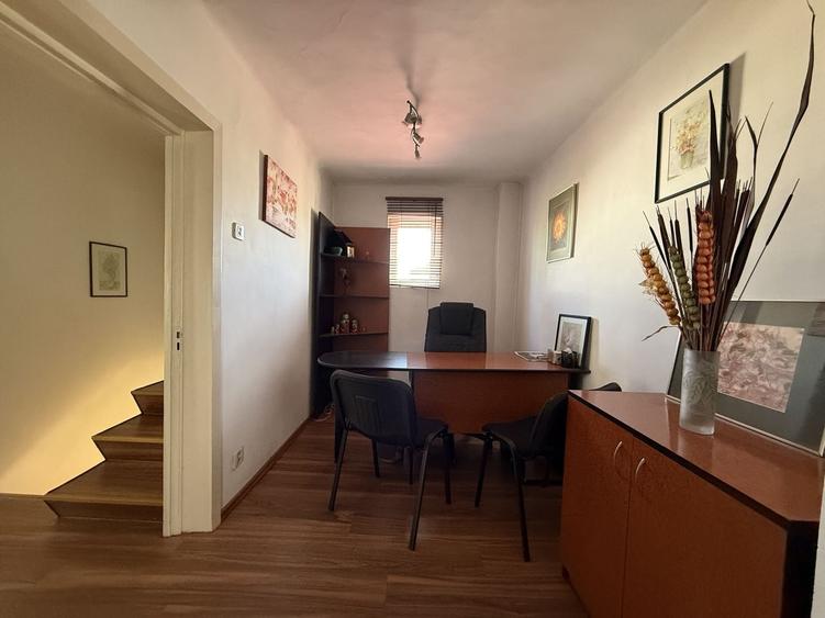 Apartament cu 6 camere decomandat, mobilat în Ultracentral