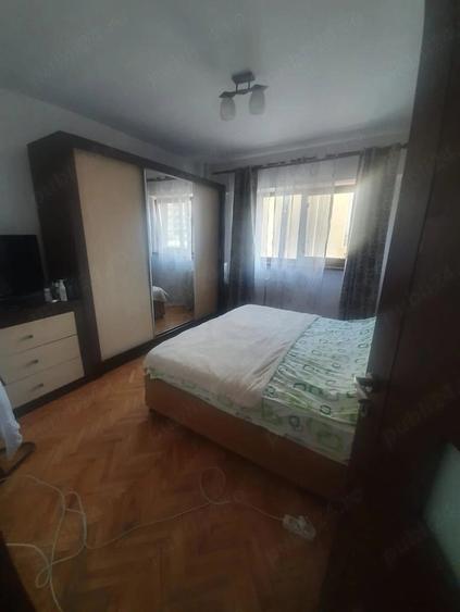 Apartament cu 2 camere decomandat în Calea București