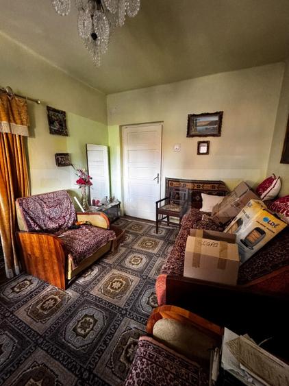 Apartament cu 2 camere decomandat, mobilat în Central