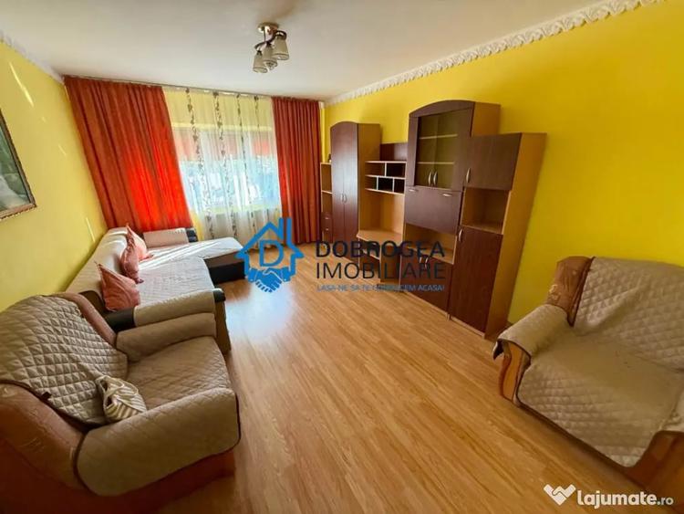 Apartament cu 3 camere decomandat în E3
