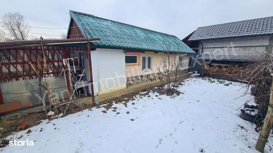 Casă cu 2 camere cu Teren 400 Mp în Tutana