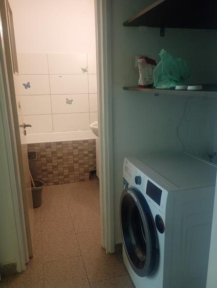 Apartament cu 2 camere semidecomandat în Craiovei