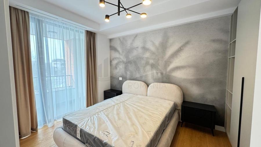 Apartament cu 2 camere semidecomandat, mobilat în Iancu Nicolae