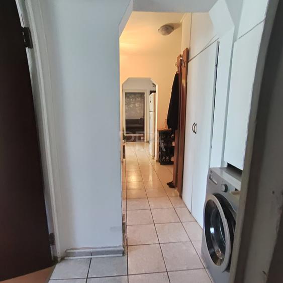 Apartament cu 3 camere decomandat, mobilat în Drumul Taberei