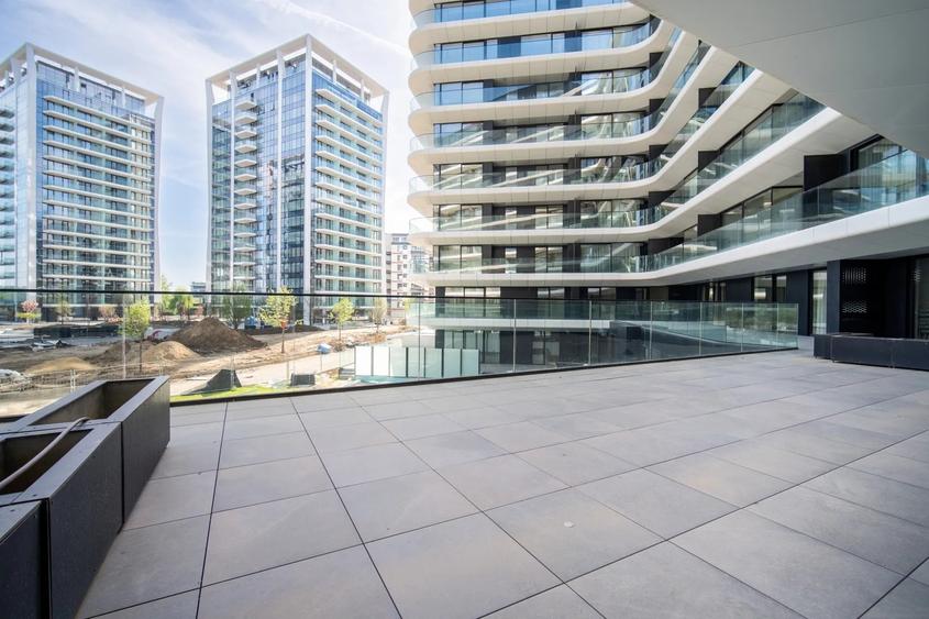 Apartament cu 4 camere decomandat în Floreasca
