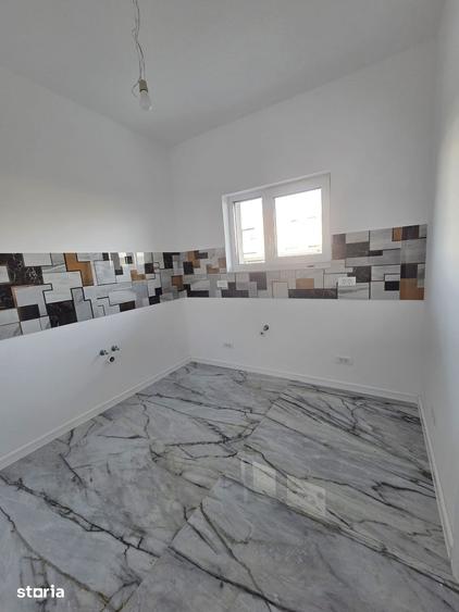 Casă cu 4 camere cu Teren 311 Mp în Central