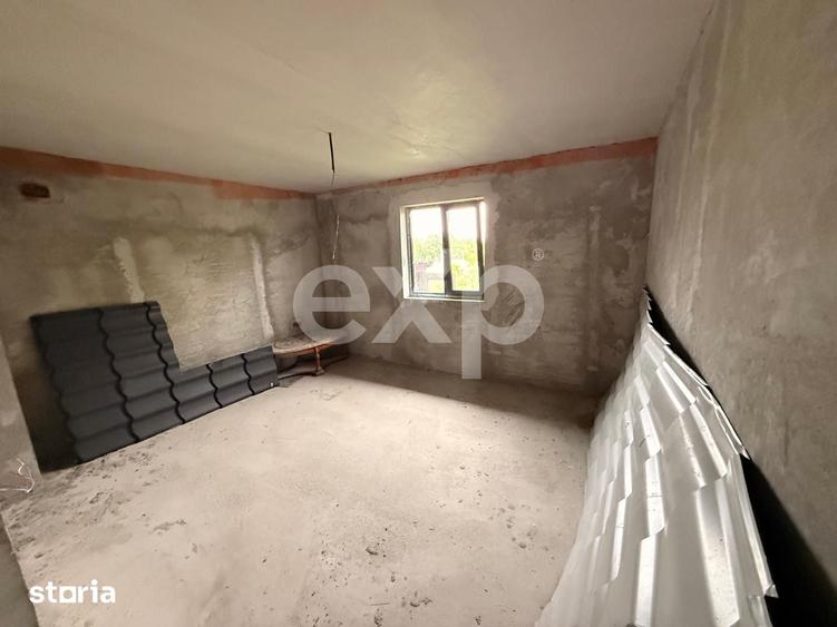 Casă cu 3 camere cu Teren 2857 Mp în Buzoești