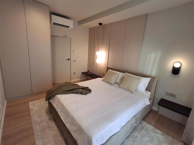 Apartament cu 3 camere decomandat în Exterior Sud