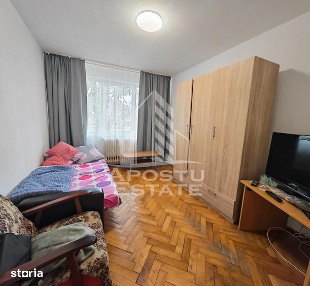 Apartament cu 2 camere decomandat în Cetății