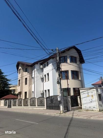 Apartament cu 3 camere în Central
