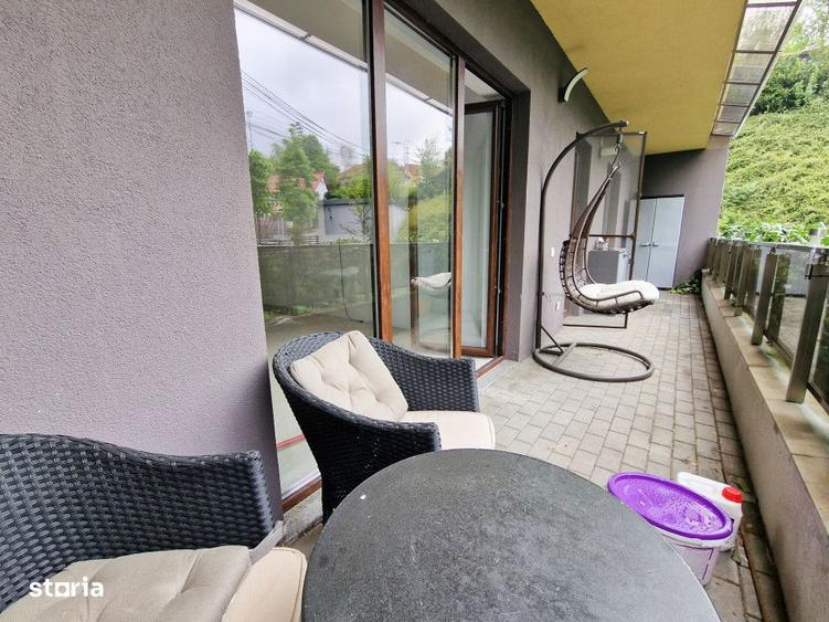 Apartament cu 3 camere, mobilat în Bună Ziua